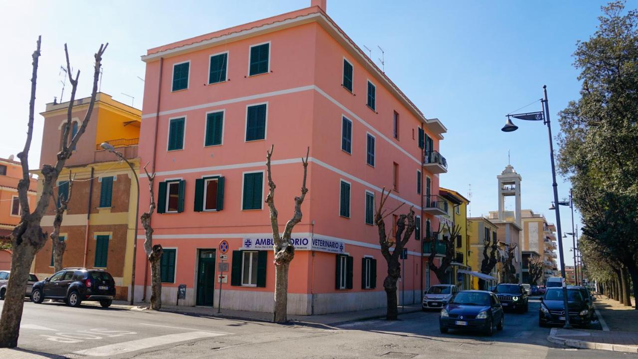Lighthouse Ladispoli Al Mare Exterior foto